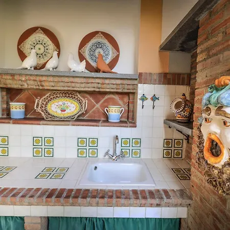 Apartment La Casa Di Paola Giardini Naxos